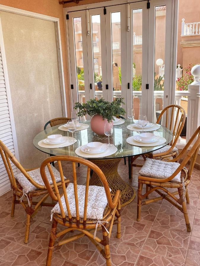 Hugo'S Holiday Apartment In Costa Del Silencio Arona (Tenerife) Exterior foto